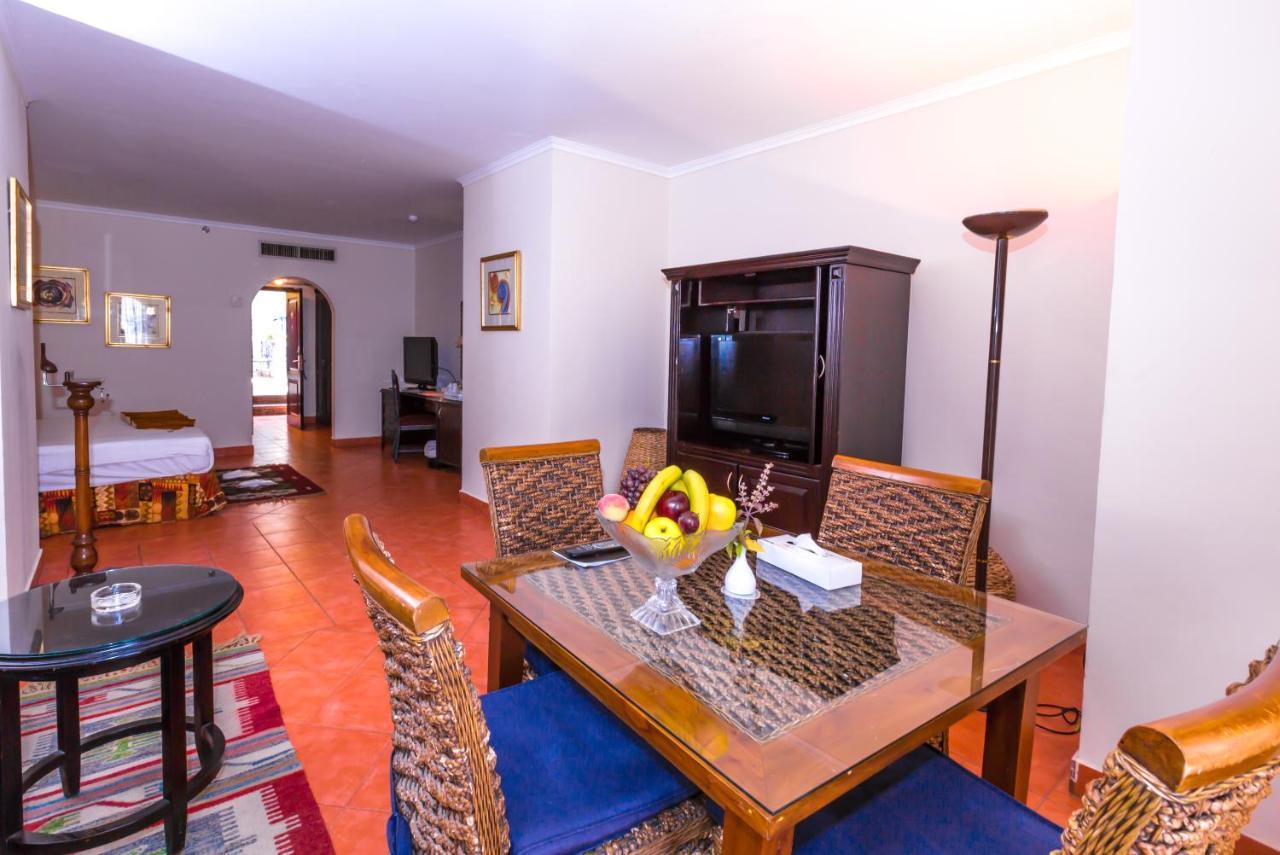 Porto Sokhna Beach Resort Ain Sukhna Exteriör bild
