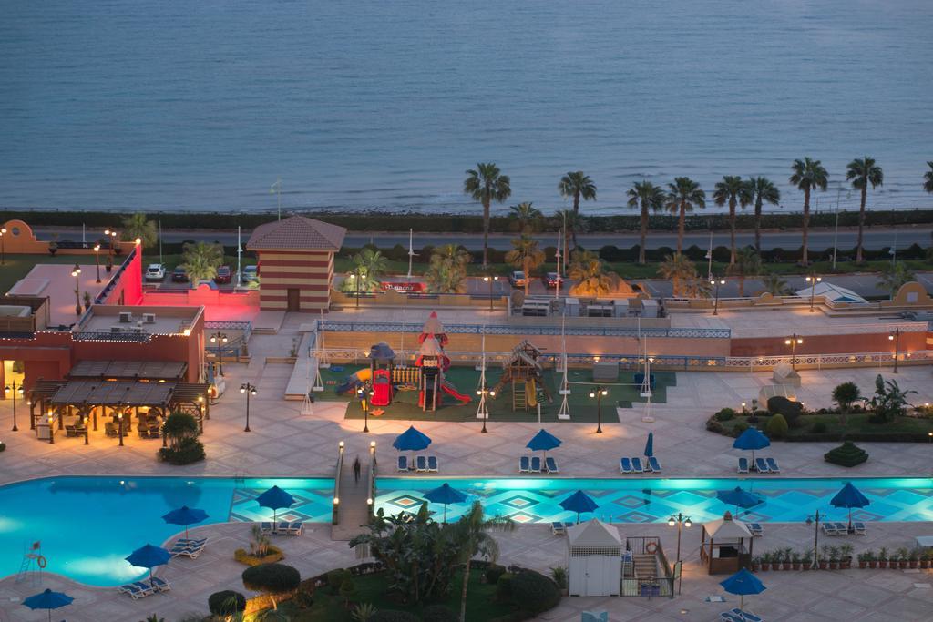 Porto Sokhna Beach Resort Ain Sukhna Exteriör bild